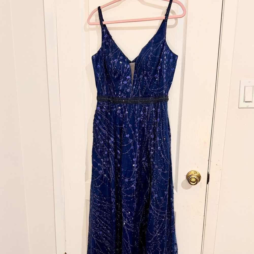Elegant Blue Evening Gown
